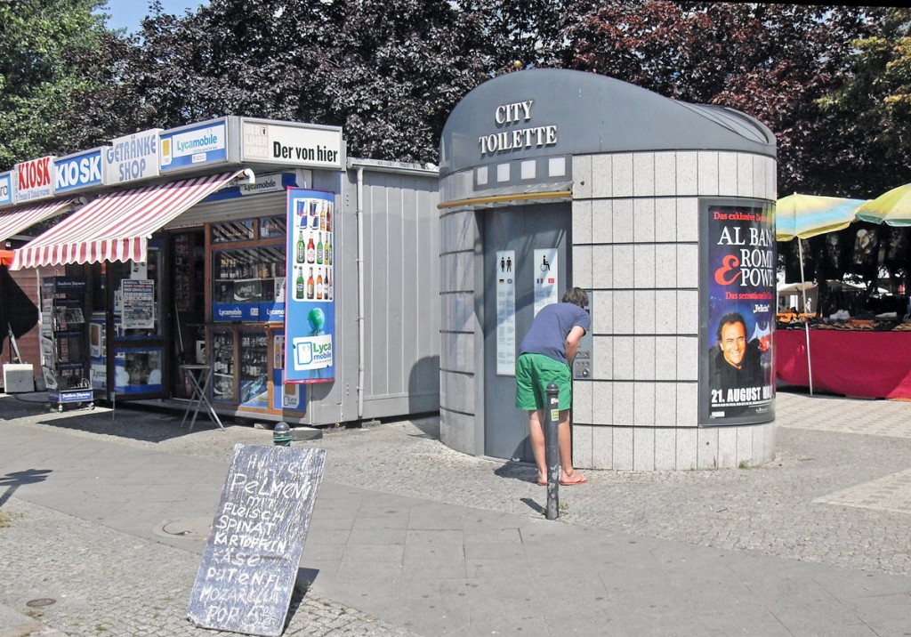 Steinfurth-str-City-Toilette. Was früher das „Café Achteck“ war, ist heute die City-Toilette. Foto Detlef Krenz
