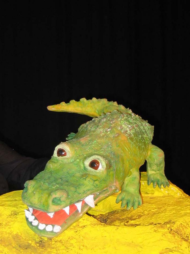 Das sehr unfreundliche Krokodil , ein Figurentheaterstück für Kinder ab 3 mit Evelyn Geller, Bild: Evelyn Geller 