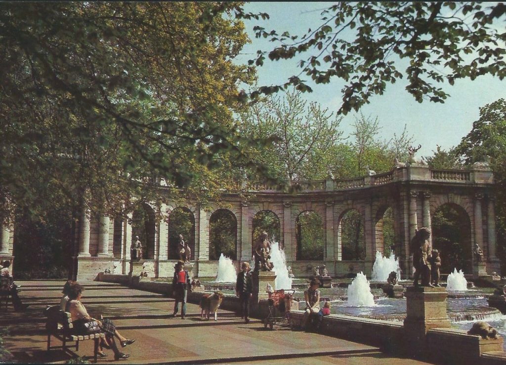 Kulturtipp: Stadtpark-Führung durch den Volkspark Friedrichshain | Quelle: Historische Postkarte 1985