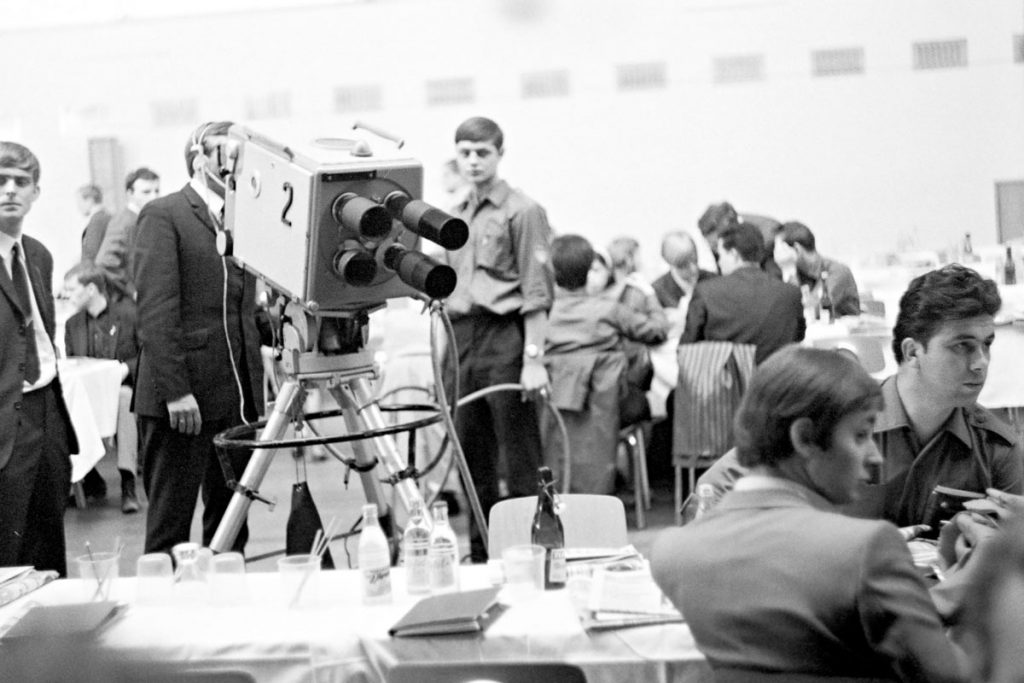 1969 kam eine Delegation aus Nordvietnam m RAW | Quelle: Detlef Krenz