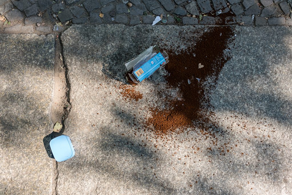 SO EIN PECH: alltägliches Mißgeschick in Friedrichshain | Fotoserie: Giovanni Lo Curto